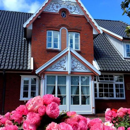 Gasthaus Knudsen Utersum المظهر الخارجي الصورة
