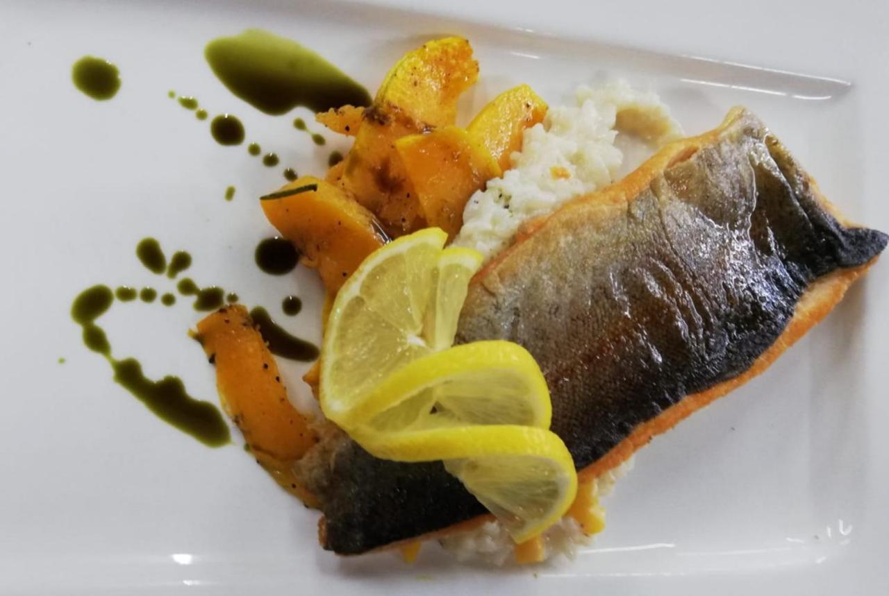 Gasthaus Knudsen Utersum المظهر الخارجي الصورة